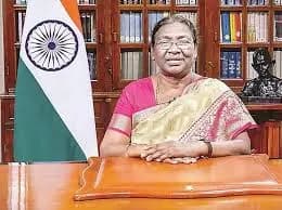 शिक्षा, स्वास्थ्य और सशक्तिकरण का संगम: राष्ट्रपति द्रौपदी मुर्मु का उत्तर प्रदेश दौरा