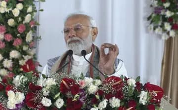 विकास में पिछड़े क्षेत्रों में आज भारत कर रहा इंफ्रास्ट्रक्चर का विकास : प्रधानमंत्री