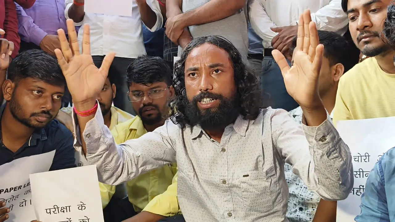 जेएसएससी-सीजीएल परीक्षा रद्द करने को लेकर पांच को मशाल जुलूस : देवेंद्र नाथ महतो