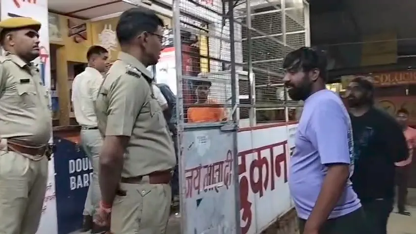 तय समय बाद खुले मिले शराब के ठेके, पुलिस-आबकारी की संयुक्त दबिश
