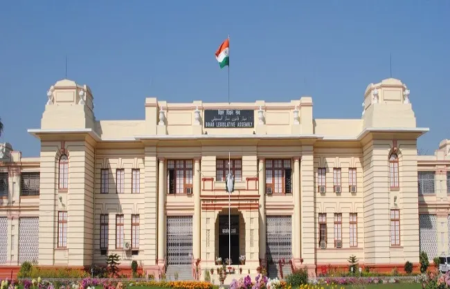 बिहार विधानसभा में विधायक प्रशांत के शपथ लेते ही भाजपा 80 विधायकों के साथ बनी सबसे बड़ी पार्टी