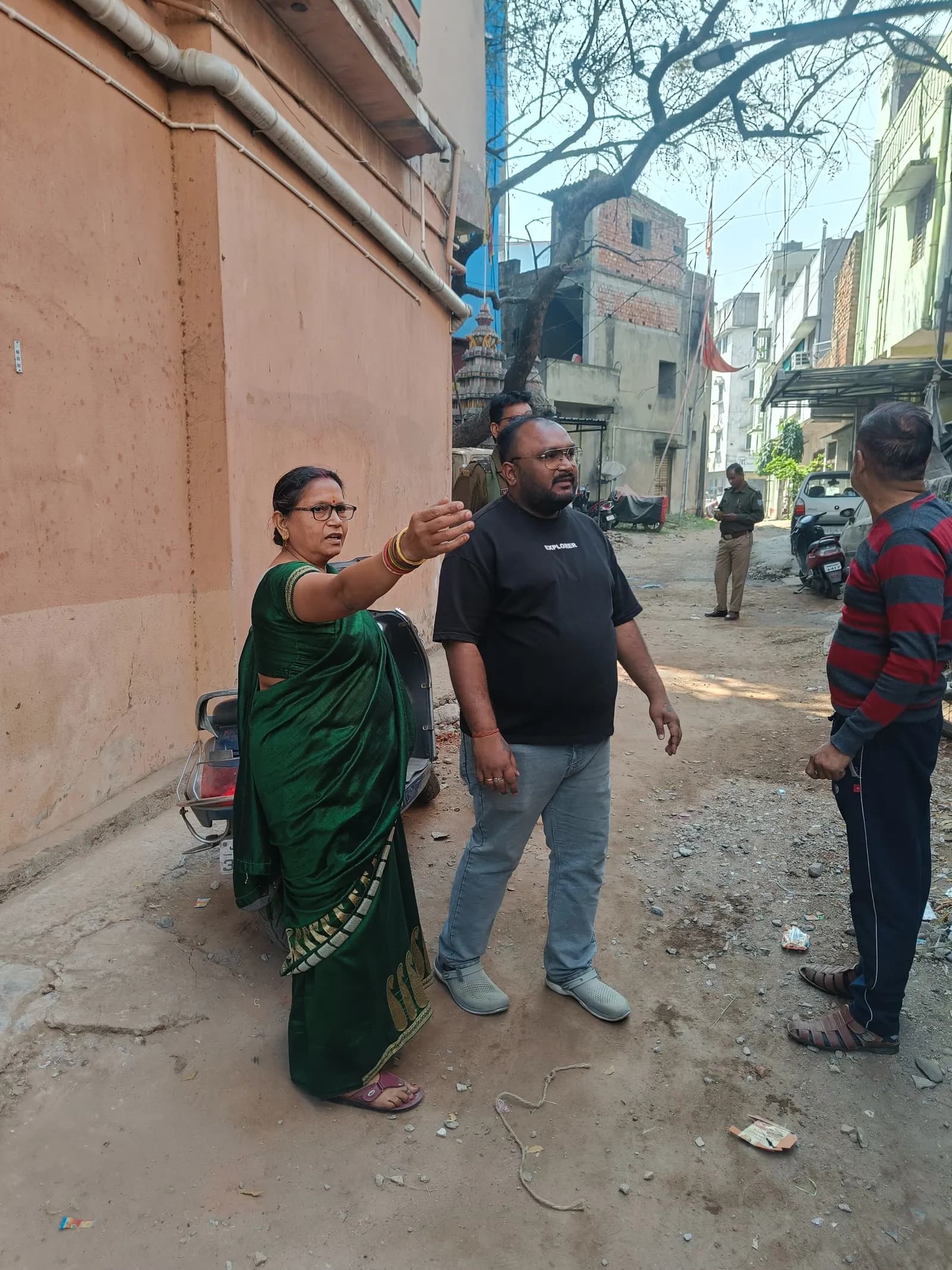 महिला से सोने की चेन की छिनतई