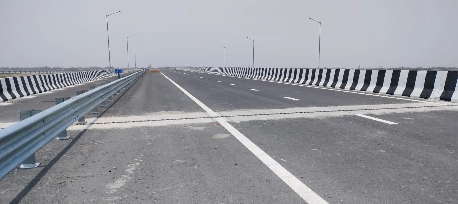 सीएम योगी के दृढ़ संकल्प की नजीर है गोरखपुर लिंक एक्सप्रेसवे