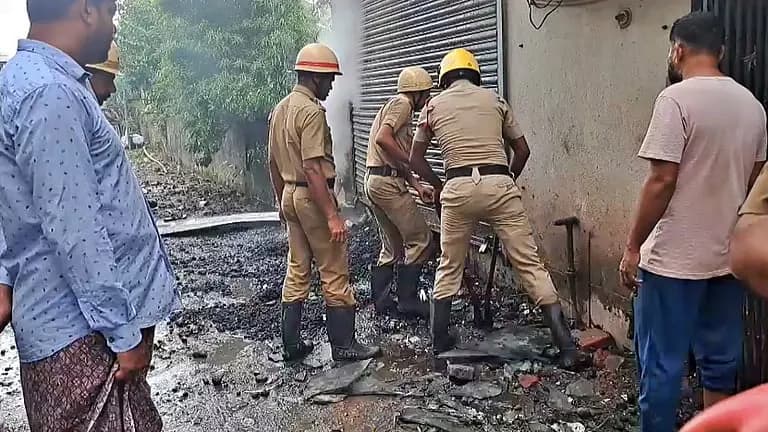 उत्तर 24 परगना में विस्फोट से मचा हड़कंप, जब्त पटाखों के गोदाम पर सुरक्षा व्यवस्था कटघरे में