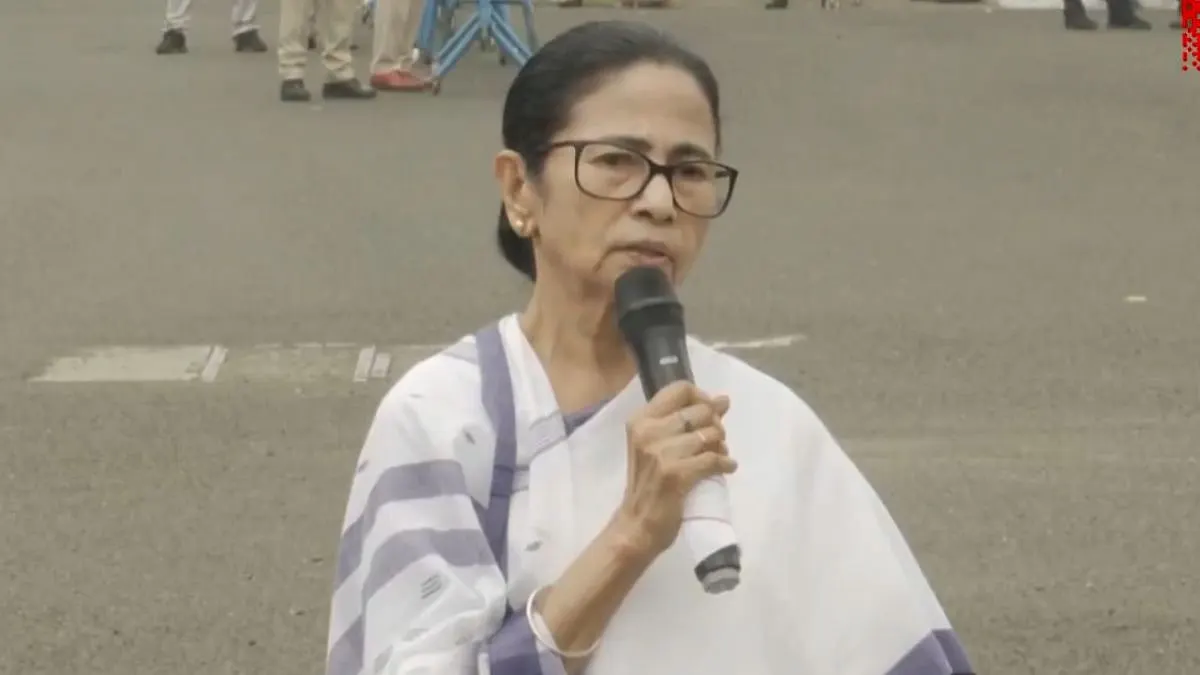 एसआईआर के पीछे एनआरसी ही वास्तविक मकसद : ममता बनर्जी