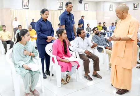 हर चेहरे पर खुशी और संतुष्टि ही सरकार की प्राथमिकता : सीएम योगी