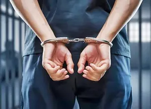 दिल्ली: शेयर बाजार में ऊंचे मुनाफे का लालच देकर ठगे 11 लाख रुपए, गुजरात से दो गिरफ्तार