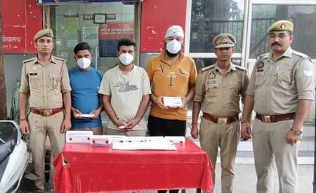 नोएडा : अंतरराज्यीय वाहन चोर गिरोह का पर्दाफाश, तीन शातिर गिरफ्तार