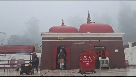 बिहार: गोपालगंज के प्रसिद्ध थावे मंदिर में चोरी, जांच में जुटी पुलिस