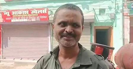 पटना में घर-घर पहुंचाए गए गैस सिलेंडर, लोग बोले-गैस की कोई समस्या नहीं