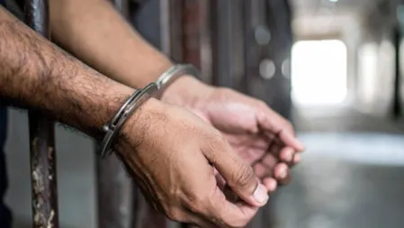 हत्या के मामले में ढाई साल से फरार 50,000 का इनामी हत्यारोपी दिल्ली के गांधीनगर से गिरफ्तार