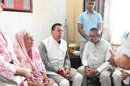 देहरादून में रिटायर्ड ब्रिगेडियर को श्रद्धांजलि देने पहुंचे सीएम धामी, बोले—दोषियों को नहीं बख्शेंगे