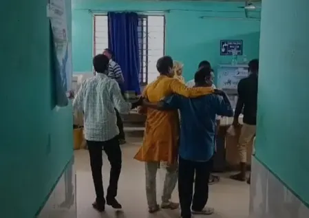 पश्चिम बंगाल चुनाव: भाजपा के बूथ एजेंट पर हमला, कार क्षतिग्रस्त; कई इलाकों में तनाव