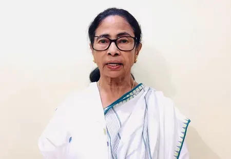 पश्चिम बंगाल में बदलते समीकरण: मुस्लिम वोट बैंक में दरार, ममता की बढ़ी टेंशन