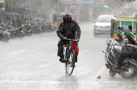दिल्ली-एनसीआर में बारिश के बाद मौसम हुआ सुहावना, आईएमडी ने जारी किया अलर्ट