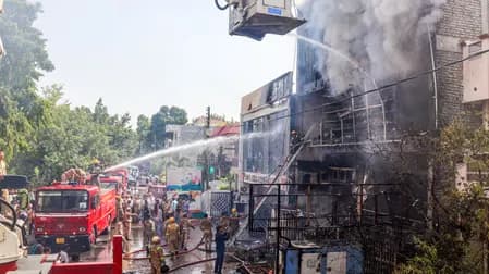 लखनऊ अग्निकांड: केजीएमयू में भर्ती 5 बच्चों को दी गई छुट्टी, गंभीर रूप से घायलों का इलाज जारी