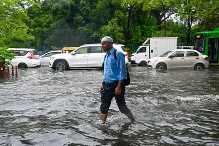 दिल्ली-एनसीआर में बारिश का अलर्ट, आज तेज बरसात की चेतावनी
