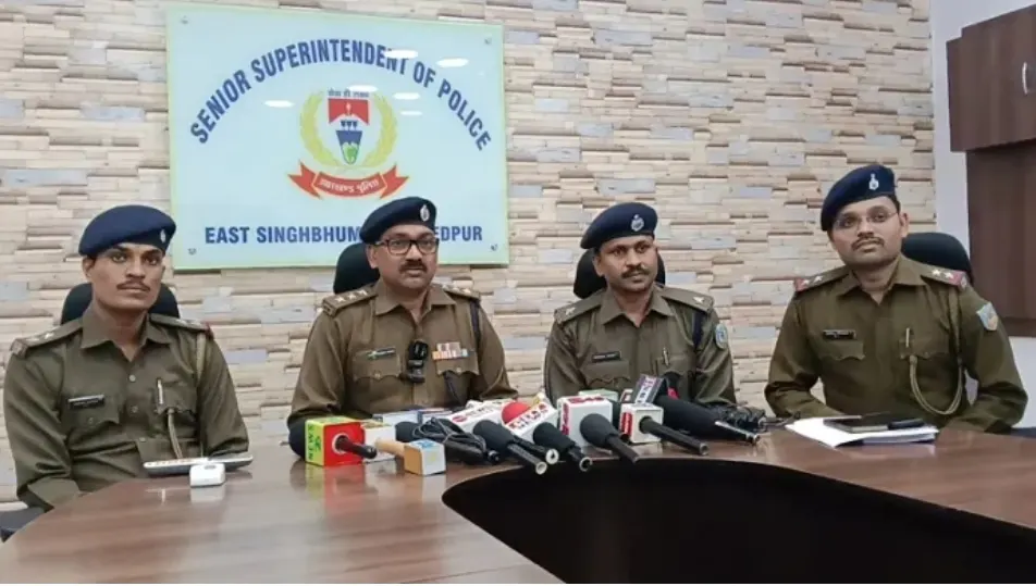चोरी की दो घटनाओं में शामिल पांच आरोपित गिरफ्तार