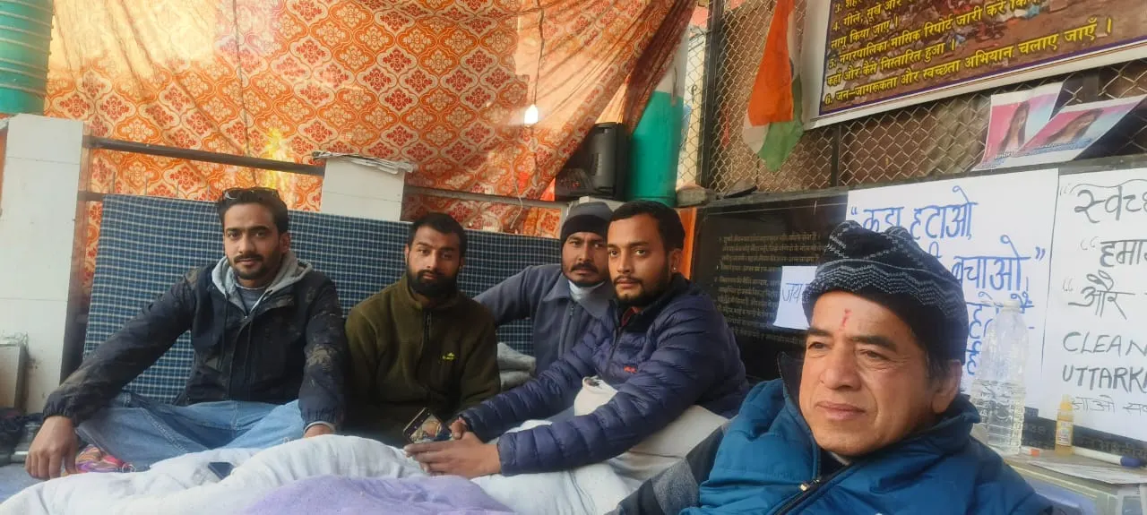 कूड़े के ढेर के खिलाफ आंदोलन 21वें दिन भी जारी