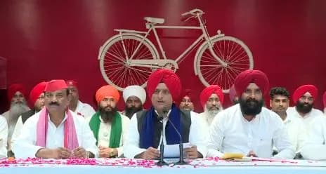 अखिलेश यादव की चेतावनी,वोट चोरी हुई तो यूपी की जनता भी सड़क पर दिखाई देगी