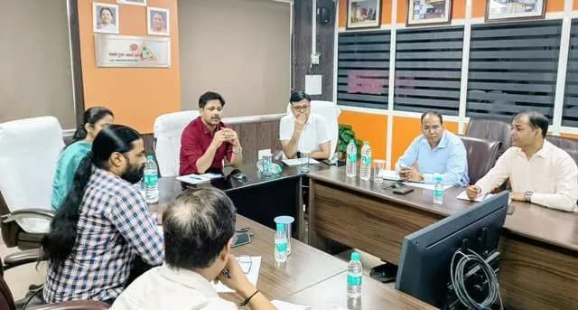 प्रशिक्षण कार्यक्रमों के लिए प्रत्येक जनपद में हाे एक मास्टर ट्रेनर की तैनाती : प्रमुख सचिव