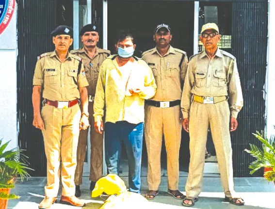 गाेमांस के साथ एक गिरफ्तार, एक फरार