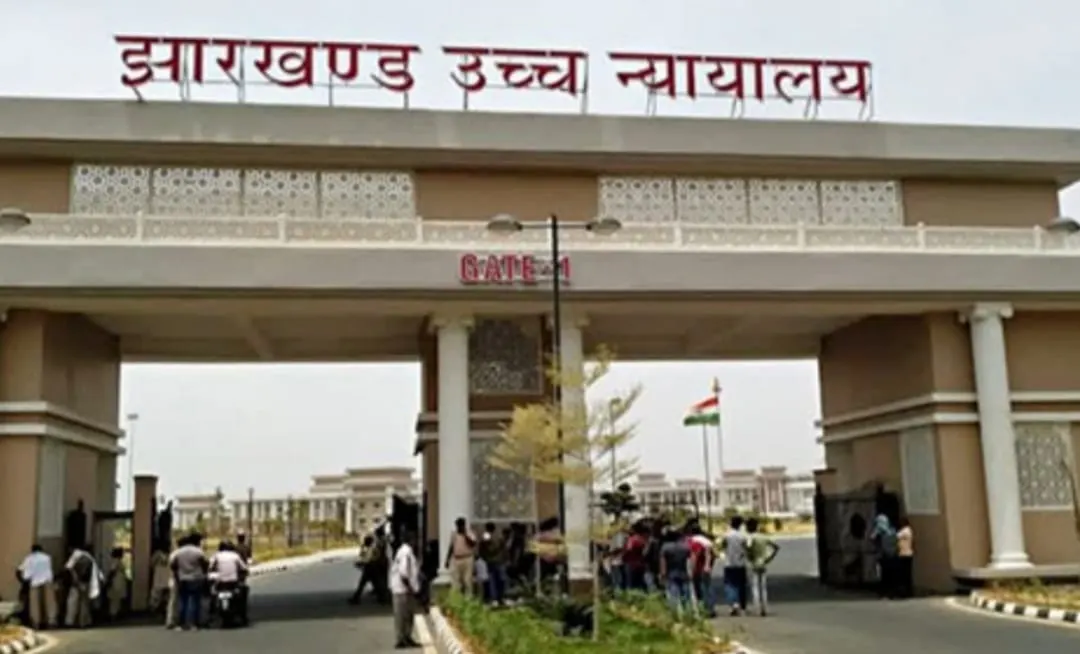 झारखंड उच्च न्यायालय ने मुख्य सचिव,आईएएस वंदना दादेल और विनय चौबे को जारी किया अवमानना नोटिस