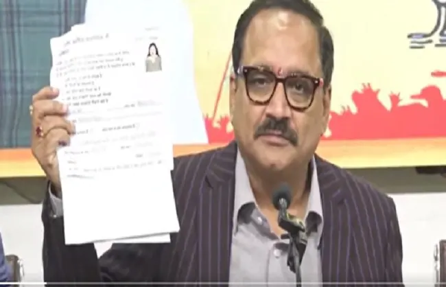 केजरीवाल ने 'महिला सम्मान योजना' के तहत महिलाओं को धोखा दियाः भाजपा