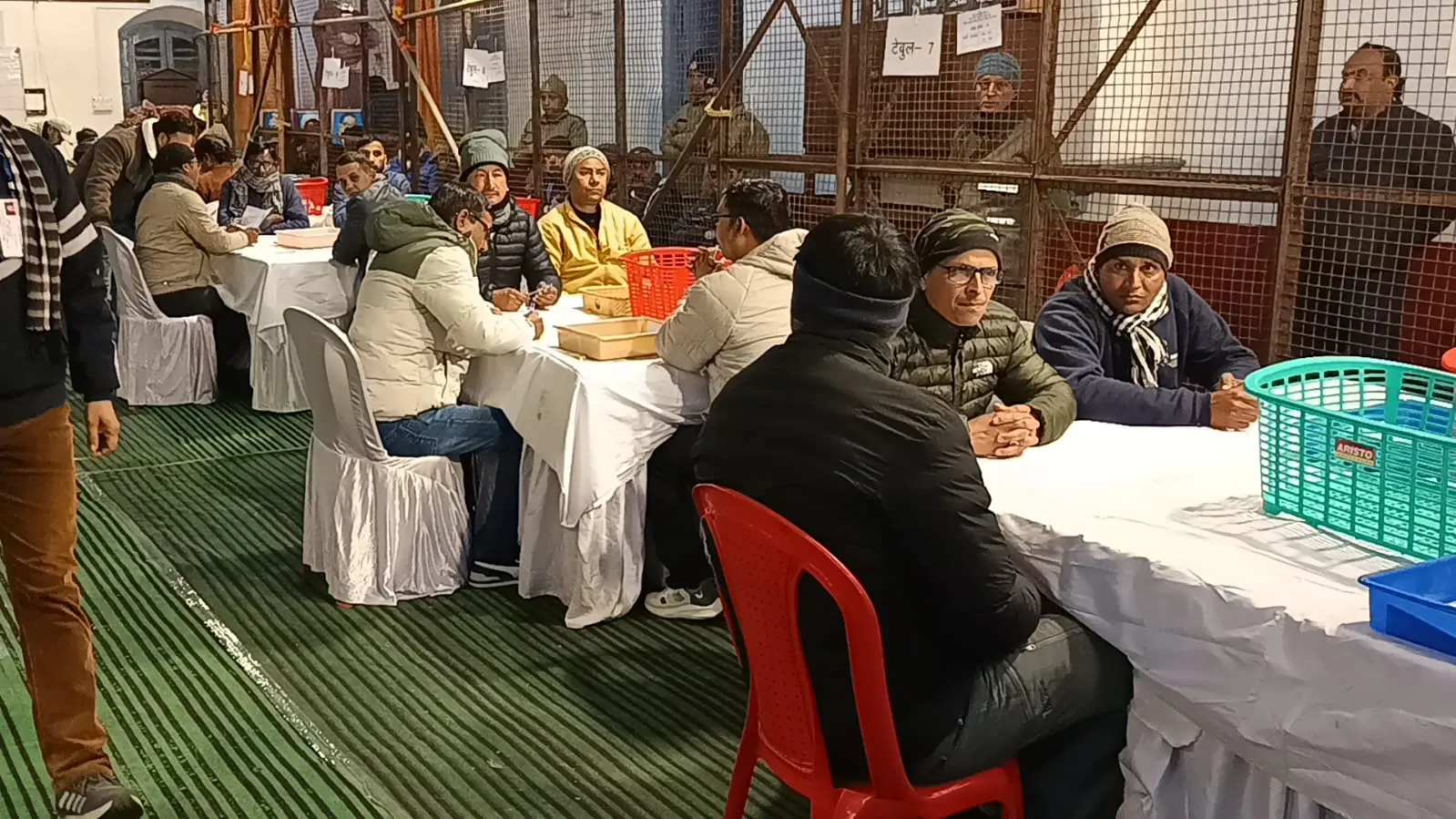 उत्तराखंड नगर निकाय चुनाव: कड़ी सुरक्षा के बीच मतगणना जारी, 54 केंद्रों पर गिनती