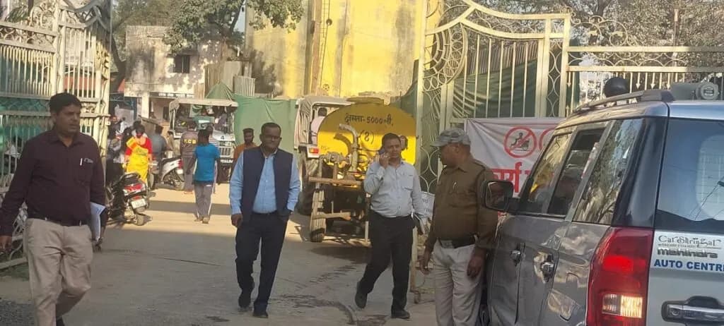 छत्तीसगढ़ के गरियाबंद मुठभेड़ में एक करोड़ का इनामी सेंट्रल कमेटी सदस्य जयराम उर्फ़ चलपति सहित 14 नक्सली ढेर