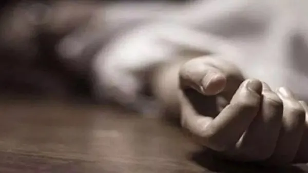 भोपाल : राजधानी में लहूलुहान हालात में घर में मिला युवती का शव, अगले महीने हाेने वाली थी शादी