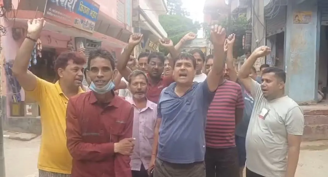 जल संकट से जुझते लोगो का नगर परिषद पर फुटा गुस्सा