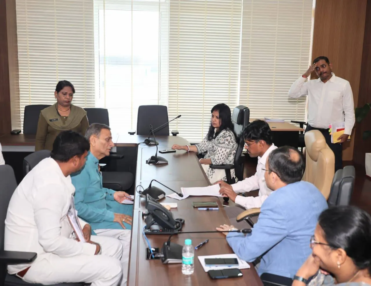 सात निश्चय-3 के तहत जन-सुनवाई: पटना में 47 लोगों की समस्याओं का समाधान