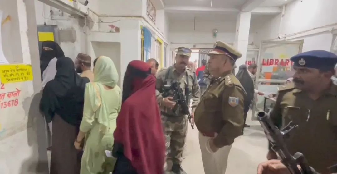 रांची उपायुक्त और एसएसपी ने किया बूथों का निरीक्षण