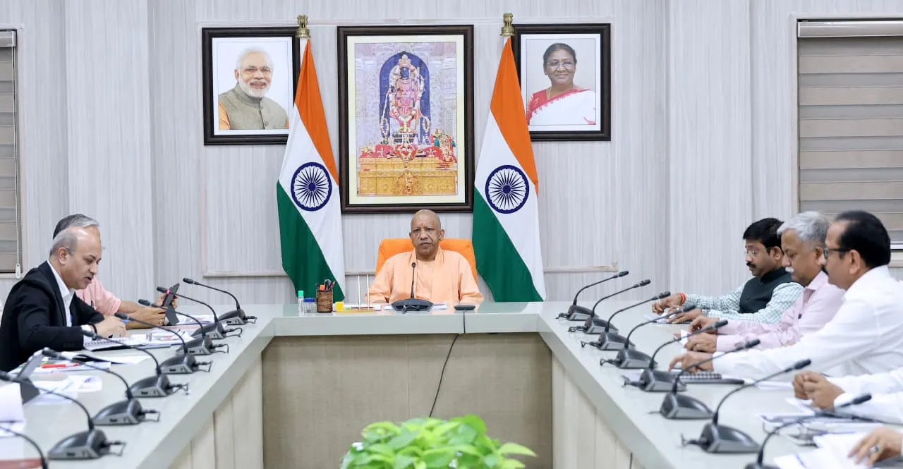 काशी की सनातन परंपरा, गंगा आराधना और लोक आस्था का अद्वितीय संगम है देव दीपावली : मुख्यमंत्री