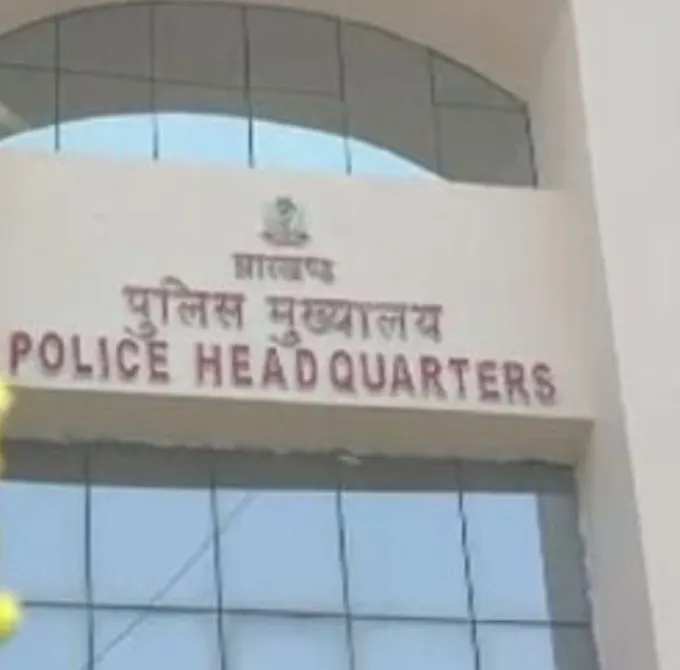 बिना सूचना मुख्यालय छोड़ने पर जैप-आइआरबी के पांच कमांडेंट से जवाब तलब