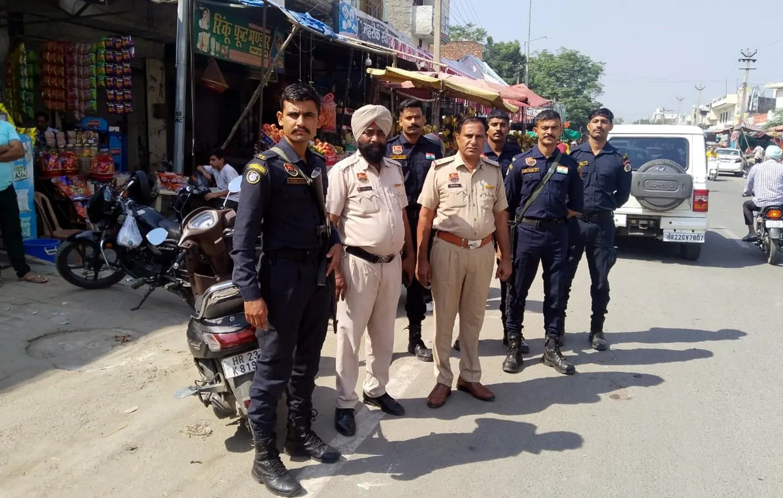 फतेहाबाद : दीपावली पर जिलेभर में पुलिस ने लगाए 23 नाके, 650 पुलिस कर्मी व 40 पेट्रोलिंग टीमें तैनात