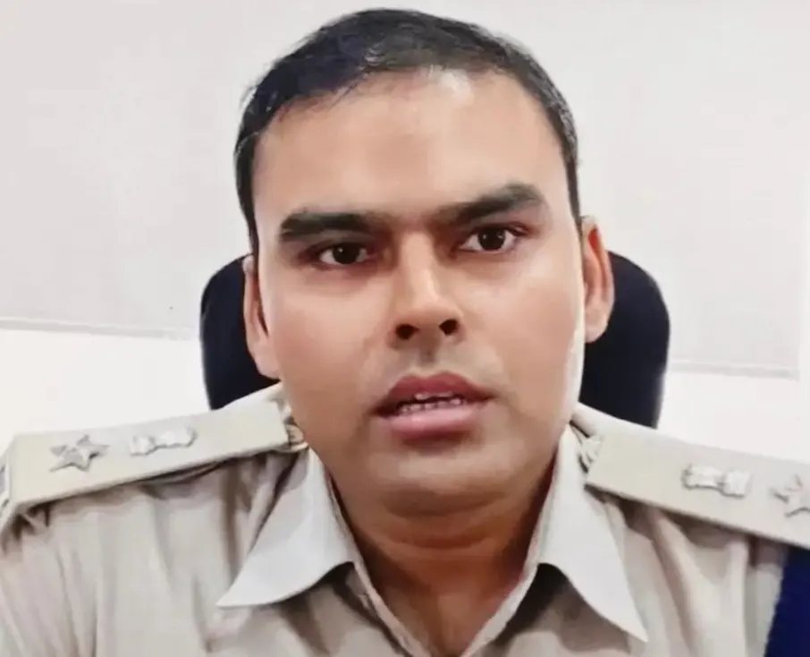 देवघर पुलिस ने दो साइबर अपराधियों को किया गिरफ्तार