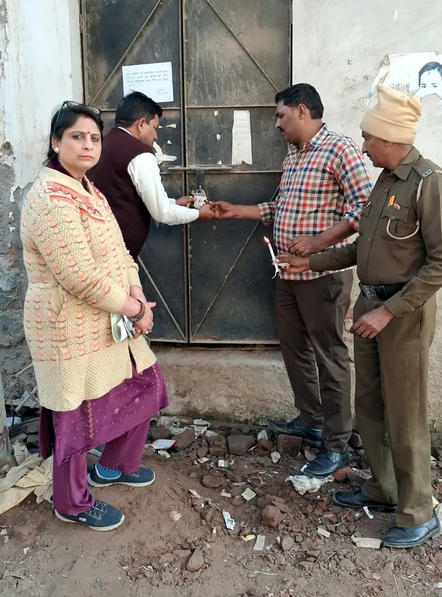 फरीदाबाद : निगम ने चार दिनों में की 61 बकायेदारों की संपत्ति सील