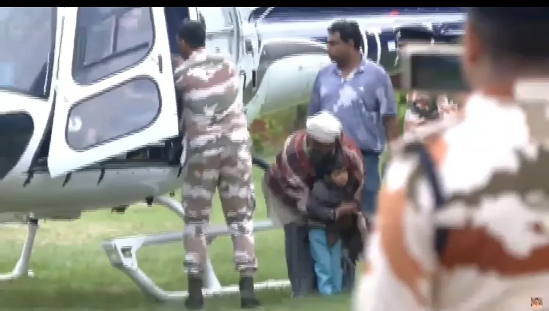 उत्तरकाशी के धराली में रेस्क्यू ऑपरेशन युद्धस्तर पर जारी, गुरुवार को अभीतक सुरक्षित बचाए गए 43 लोग