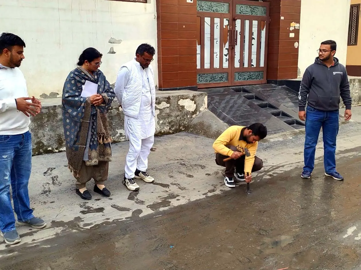 हिसार व हांसी के निर्माण कार्यों में मिली अनियमितताएं, सीएम फ्लाइंग ने किया निरीक्षण