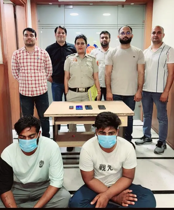 नकली प्रोफाइल के जरिए वीडियो कॉल पर न्यूड वीडियो बनाकर ठगे रुपये, दो गिरफ्तार