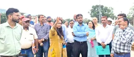 बस टर्मिनल निर्माण में सुस्ती पर एमडी ने जताई नाराजगी