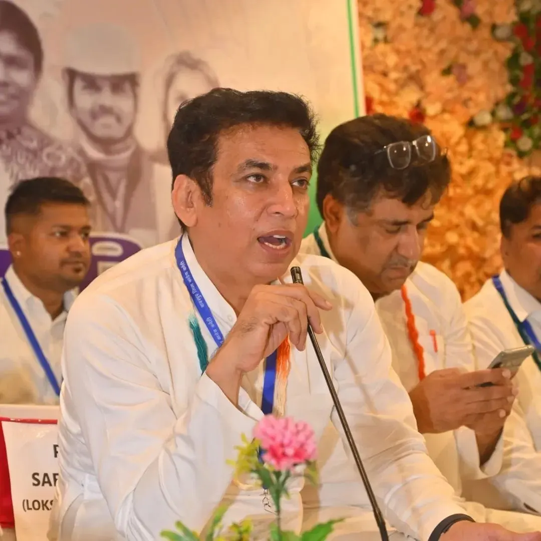 जनता की समस्याओं के बीच ‘फूलकुमारी निवास’ पर करोड़ों का खर्च, कांग्रेस अध्यक्ष देवेंद्र यादव का मुख्यमंत्री रेखा गुप्ता पर तीखा हमला