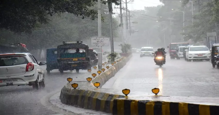 झारखंड में कहीं तेज धूप, तो कहीं बारिश, 31 मार्च और 2 अप्रैल को येलो अलर्ट
