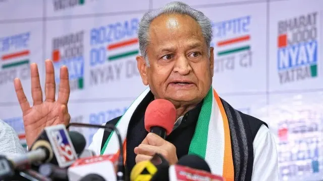 कांस्टीट्यूशन क्लब ऑफ राजस्थान को लेकर पूर्व सीएम गहलोत का सरकार पर निशाना