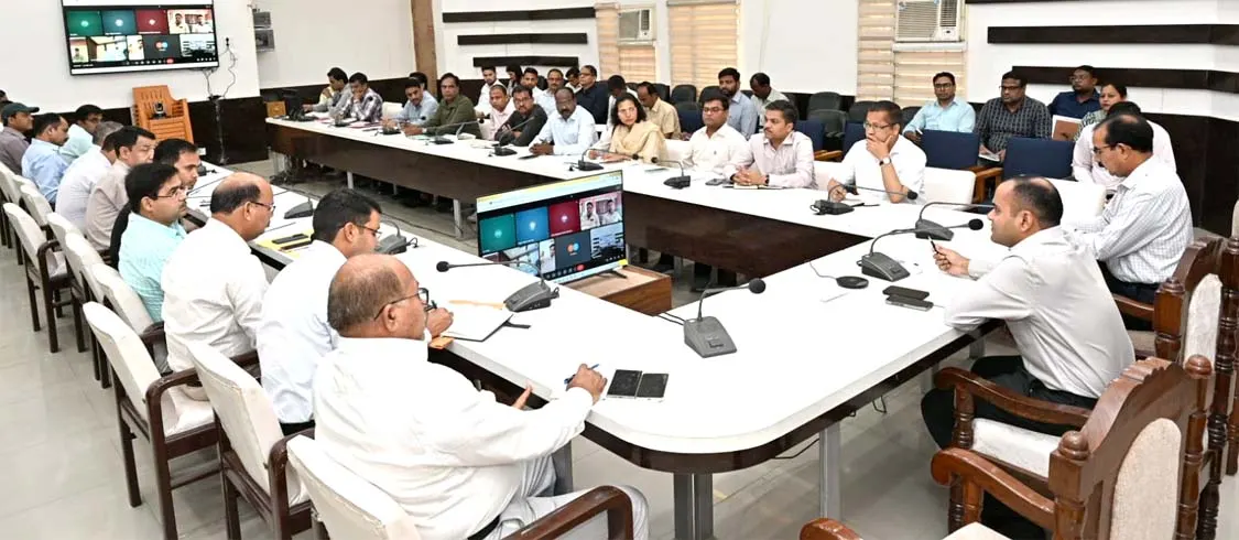 कांवड़ यात्रा से पहले सभी निर्माण कार्य पूरे करने के निर्देश, लापरवाही पर होगी कार्रवाई