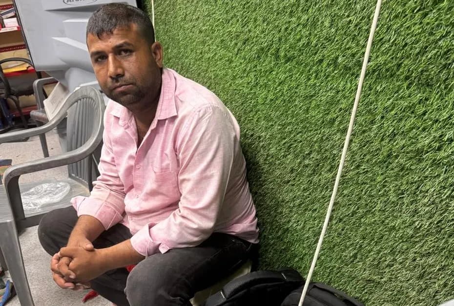 जयपुर में पटवारी का दलाल 30 लाख की रिश्वत लेते हुए गिरफ्तार