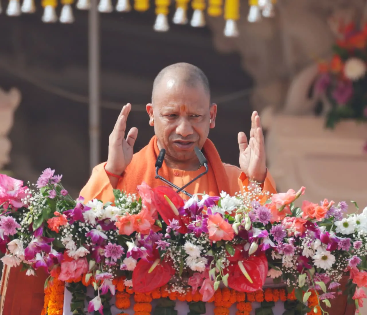 मुख्यमंत्री योगी आज सिंगापुर और जापान की यात्रा पर होंगे रवाना , ग्लोबल कंपनियों के प्रतिनिधियों से करेंगे भेंट