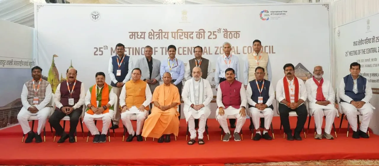 सीमावर्ती क्षेत्रों में सड़क, संचार और सुरक्षा व्यवस्था को सुदृढ़ करना जरूरी: धामी